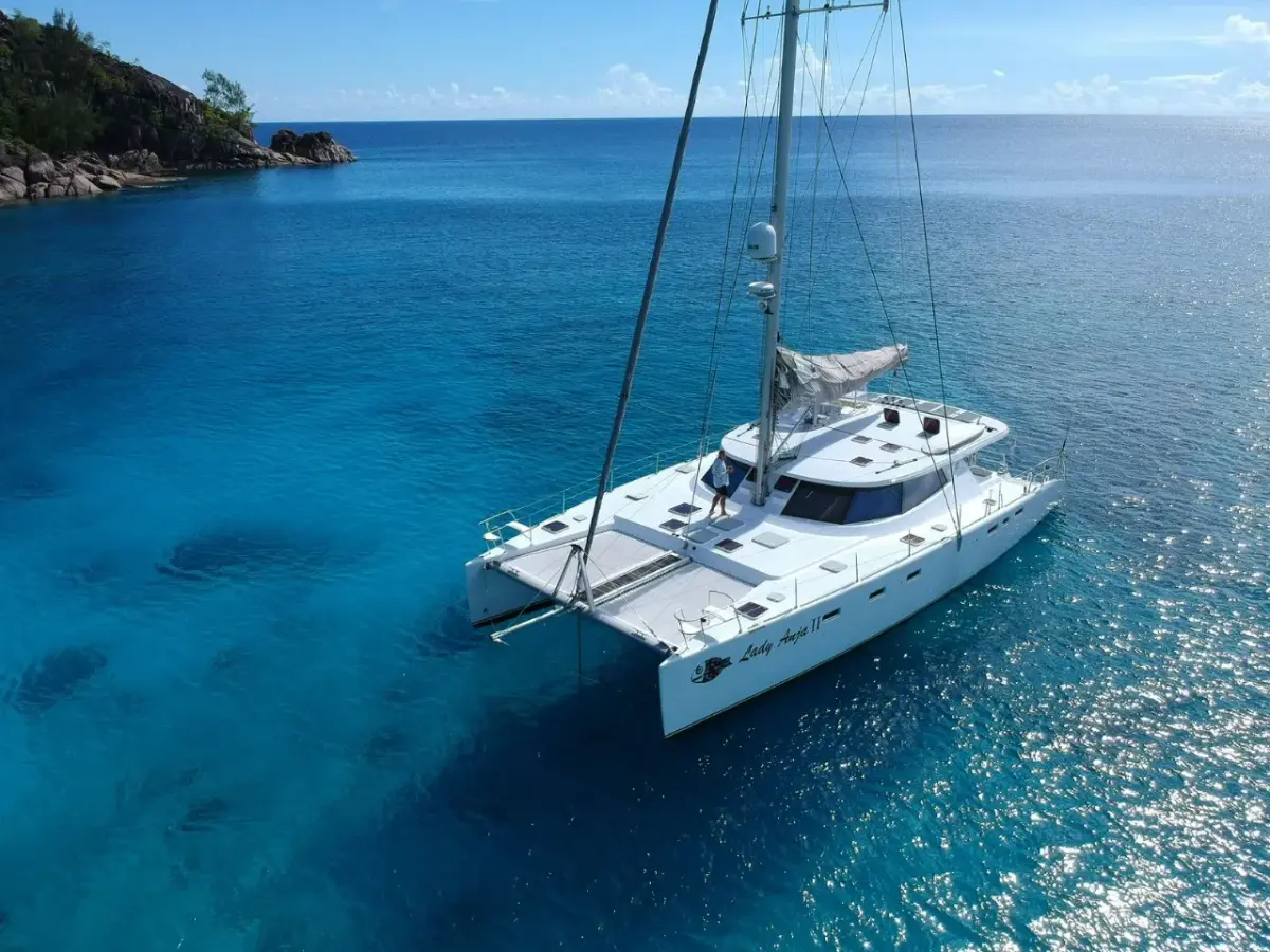 Тур Амирантес. Вариант 2